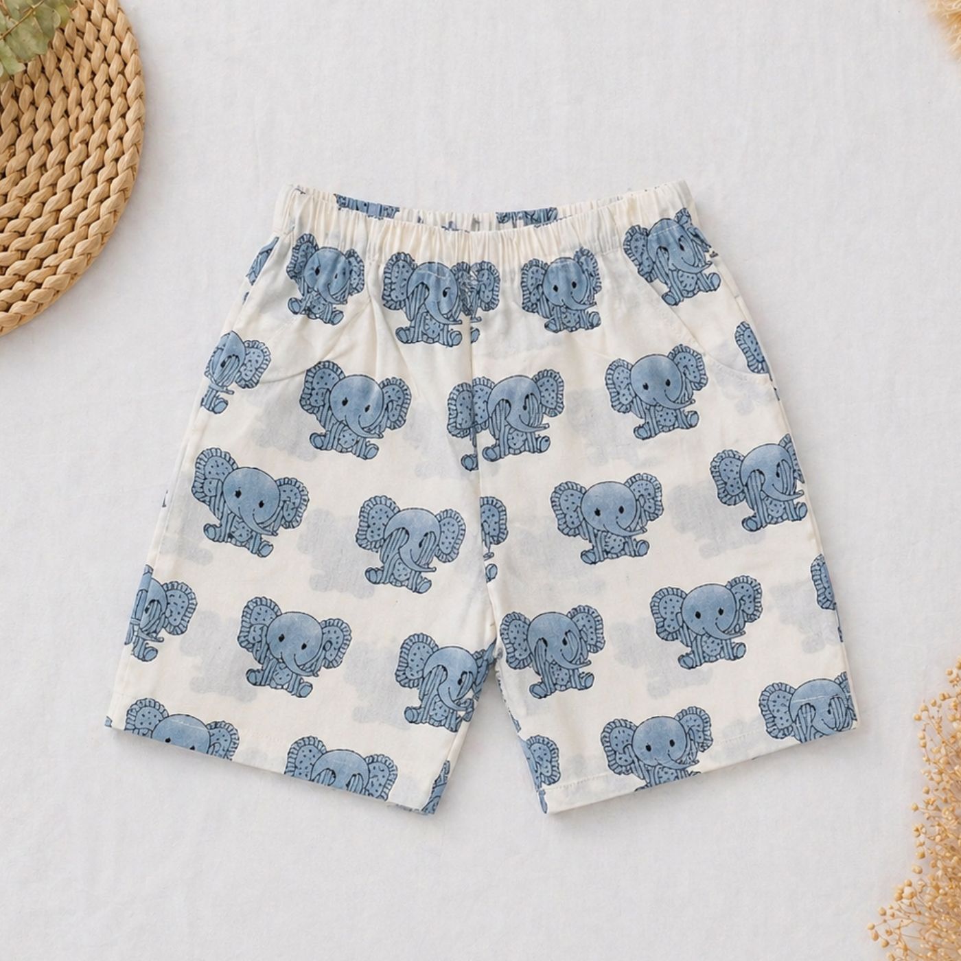 Peekaboo Effa Blue Shorts
