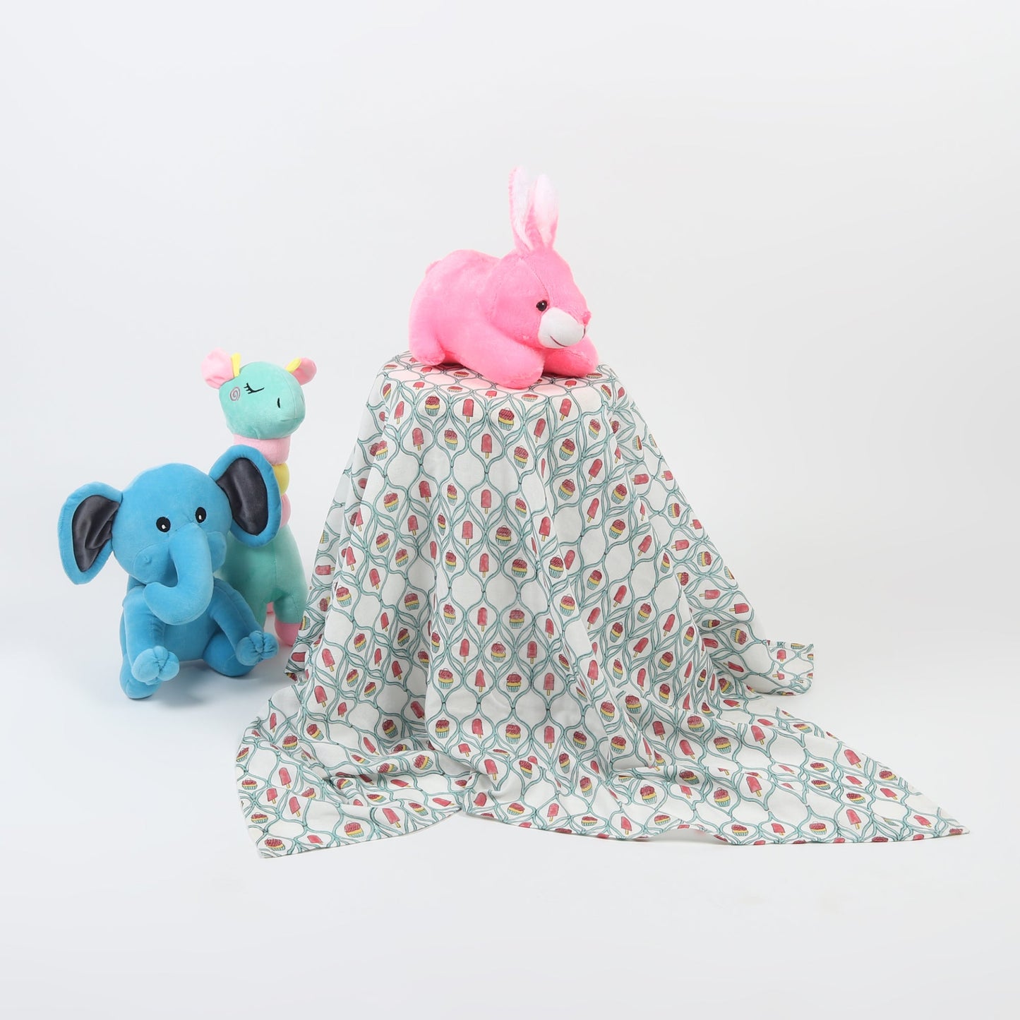 Puppke the Cupcake - Turquoise Swaddle
