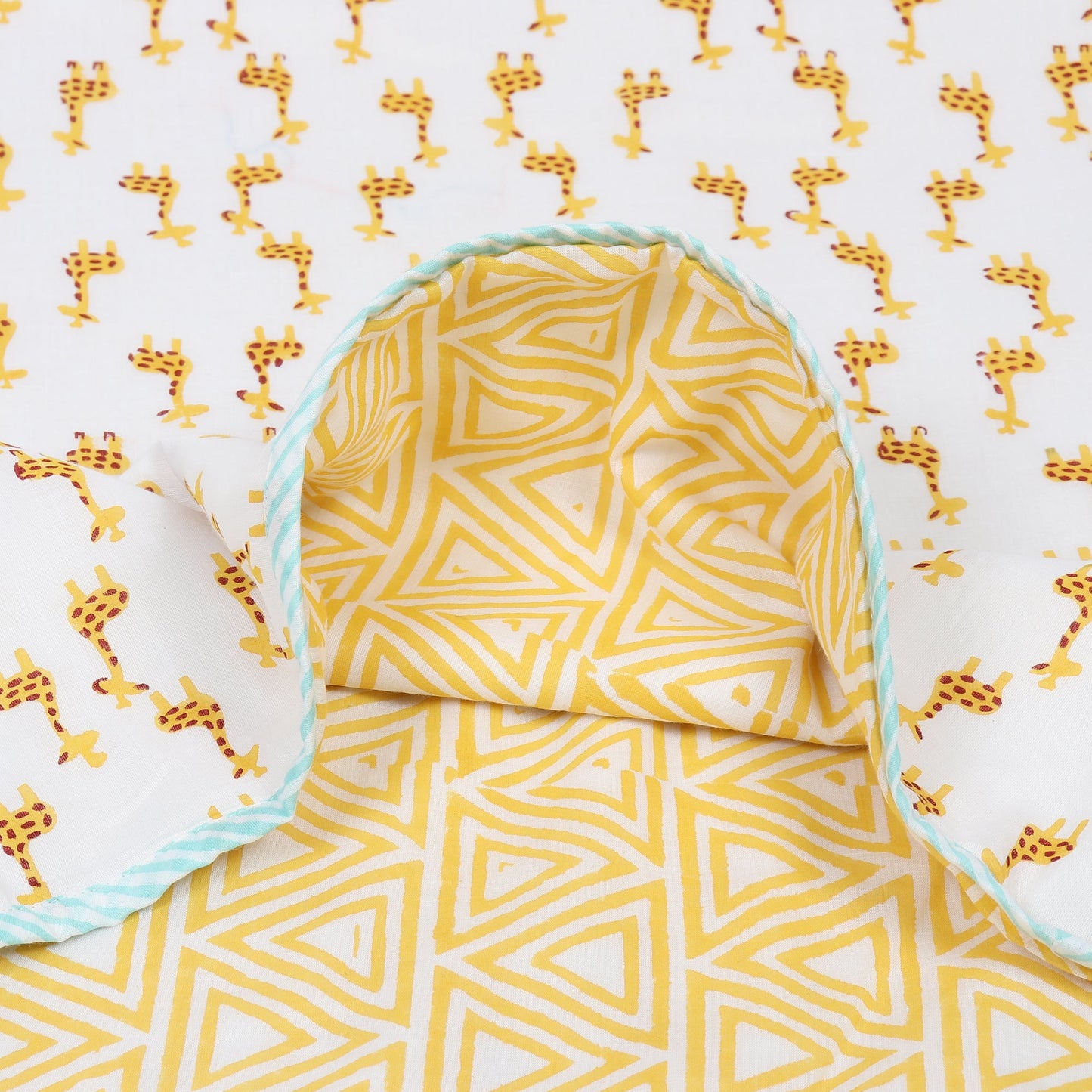 Gaff the Giraffe - Yellow Blanket